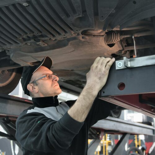 Co należy zabrać na przegląd samochodu? Rybicki – Stacja kontroli pojazdów w Kwidzynie