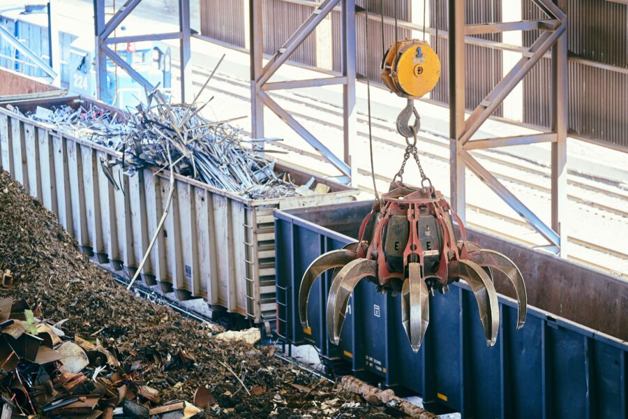 Recykling metali – Jak przemysł odzyskuje cenne surowce i ogranicza odpady